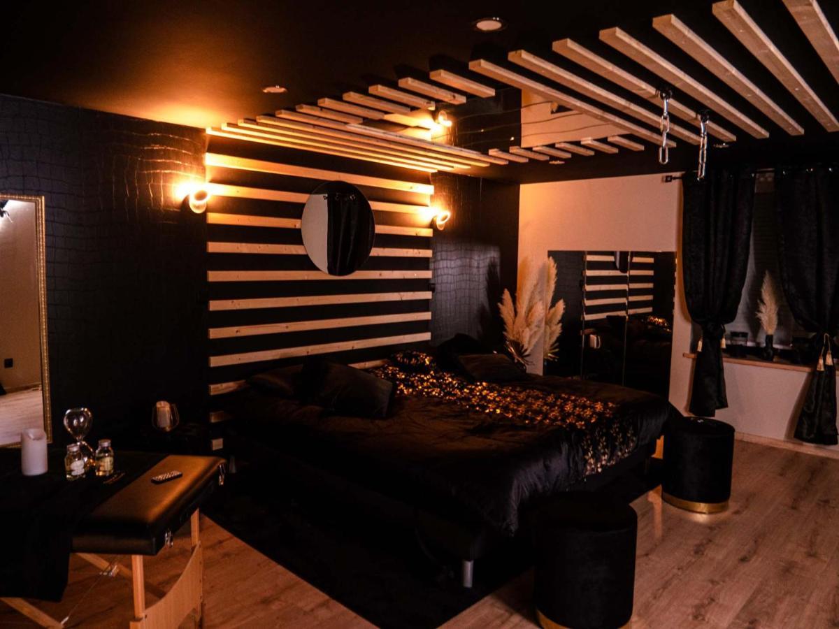 Douceur Du Charme - Love-Room A Charmes Entre Epinal Et Nancy エクステリア 写真