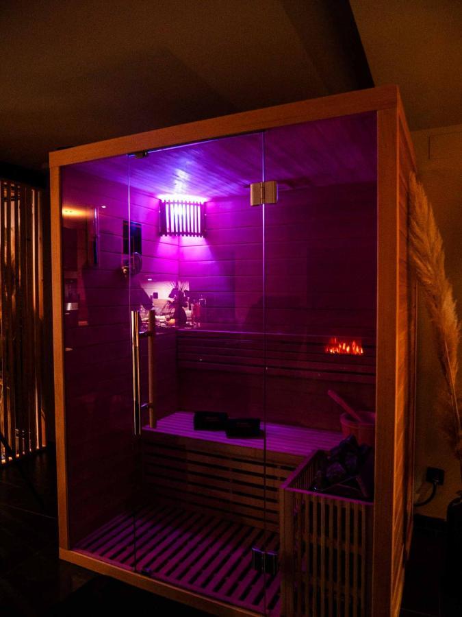 Douceur Du Charme - Love-Room A Charmes Entre Epinal Et Nancy エクステリア 写真